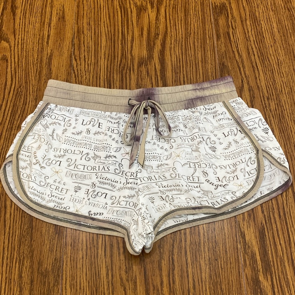 VS Shorts